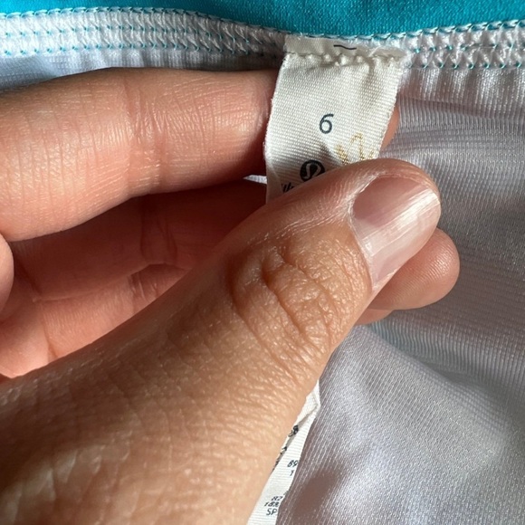 RARE Lululemon Run: Speed Short Twin Stripe Spry Blue / Spry Blue - Picture 3 of 3